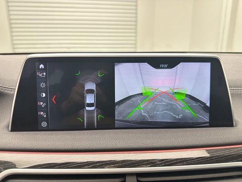 Used 2019 BMW 740i xDrive w/ M Sport Package AWD/4WD image 23