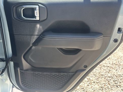 Used 2023 Jeep Wrangler Sahara AWD/4WD image 17