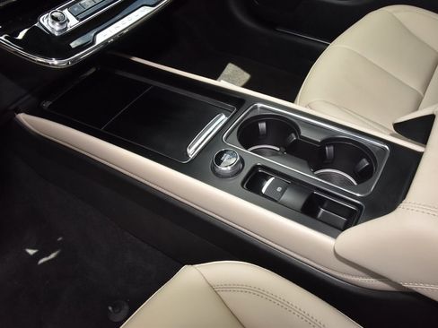 New 2026 Lincoln Corsair Premiere FWD image 30