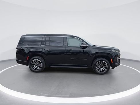 New 2026 Jeep Grand Wagoneer 2WD image 9