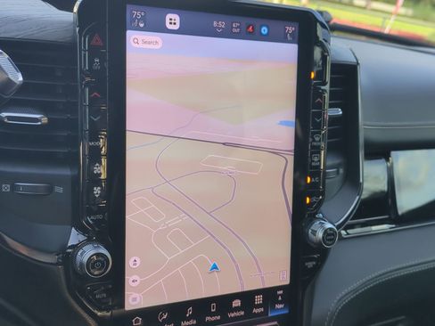 Used 2025 RAM 3500 Limited image 21