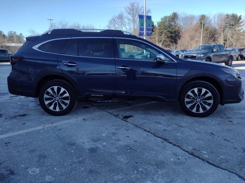 Used 2024 Subaru Outback Touring image 9