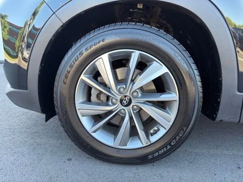 Used 2020 Hyundai Santa Fe SEL w/ Convenience + Premium Package AWD/4WD image 28