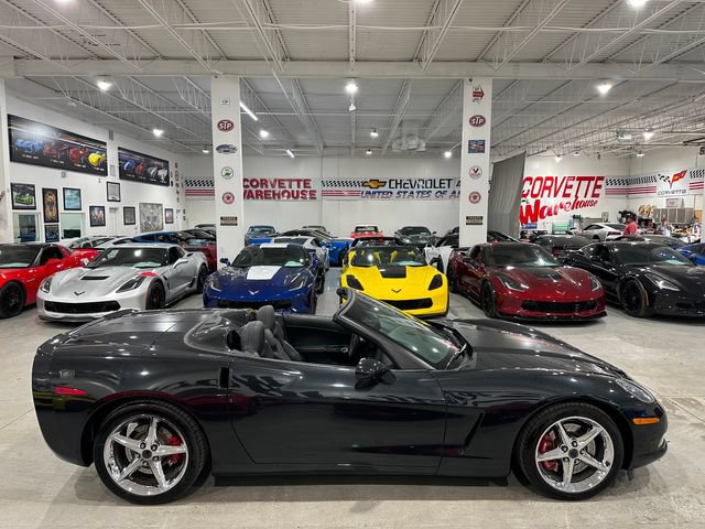Used 2012 Chevrolet Corvette Convertible w/ 3LT Preferred Equipment Group RWD image 5