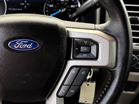 Used 2017 Ford F250 Lariat w/ Lariat Value Package AWD/4WD image 43
