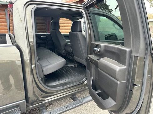 Used 2022 GMC Sierra 2500 Pro w/ Convenience Package image 25