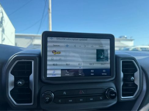 Used 2023 Ford Bronco Sport Outer Banks w/ Tech Package image 12