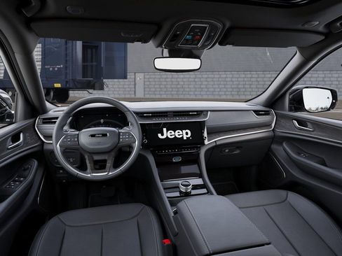 New 2026 Jeep Grand Cherokee Limited RWD image 14