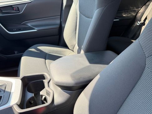 Used 2019 Toyota RAV4 LE w/ All Weather Liner Package AWD/4WD image 14