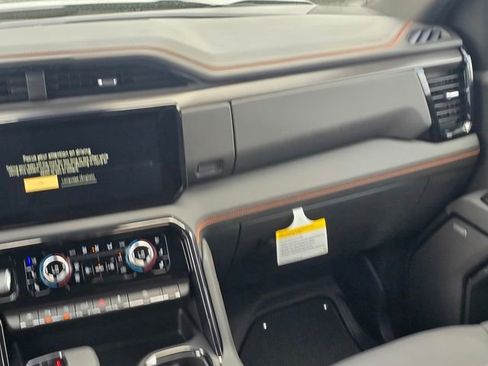 New 2026 GMC Sierra 1500 AT4 w/ AT4 Premium Package AWD/4WD image 16