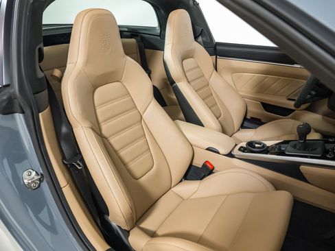 Used 2024 Porsche 911 Targa 4 GTS image 36