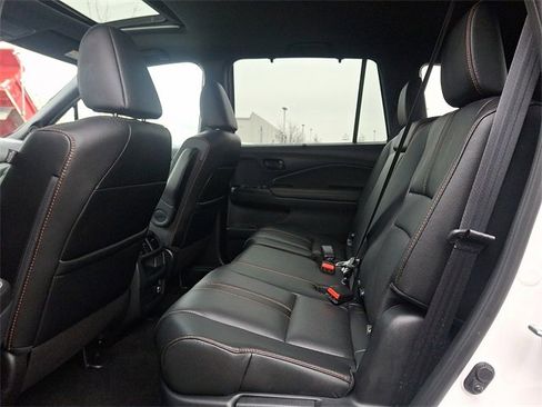 Used 2022 Honda Passport TrailSport image 10