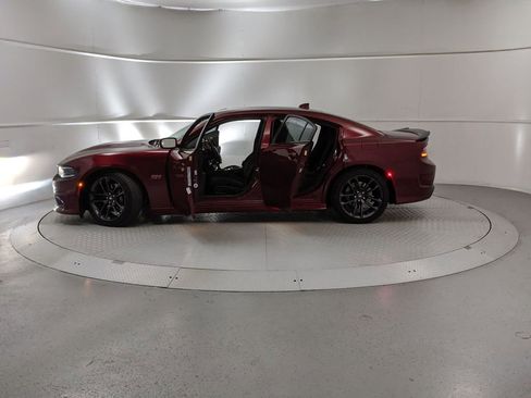 Used 2022 Dodge Charger Scat Pack w/ Driver Convenience Group image 12