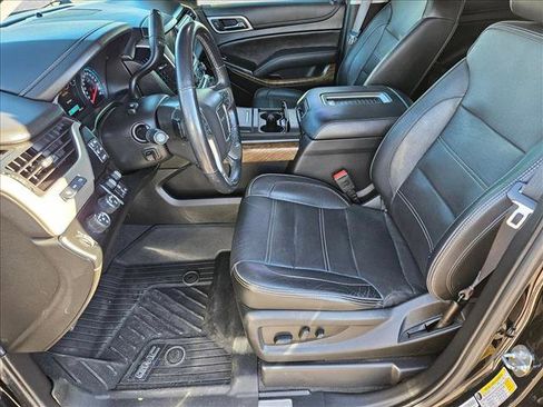 Used 2019 GMC Yukon Denali w/ Denali Ultimate Package image 14