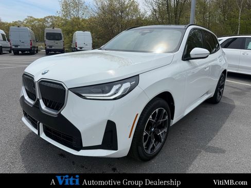 Used 2025 BMW X3 xDrive30 AWD/4WD image 4