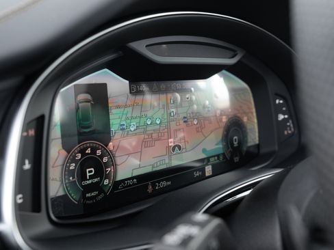 New 2026 Audi SQ8 Prestige AWD/4WD image 13