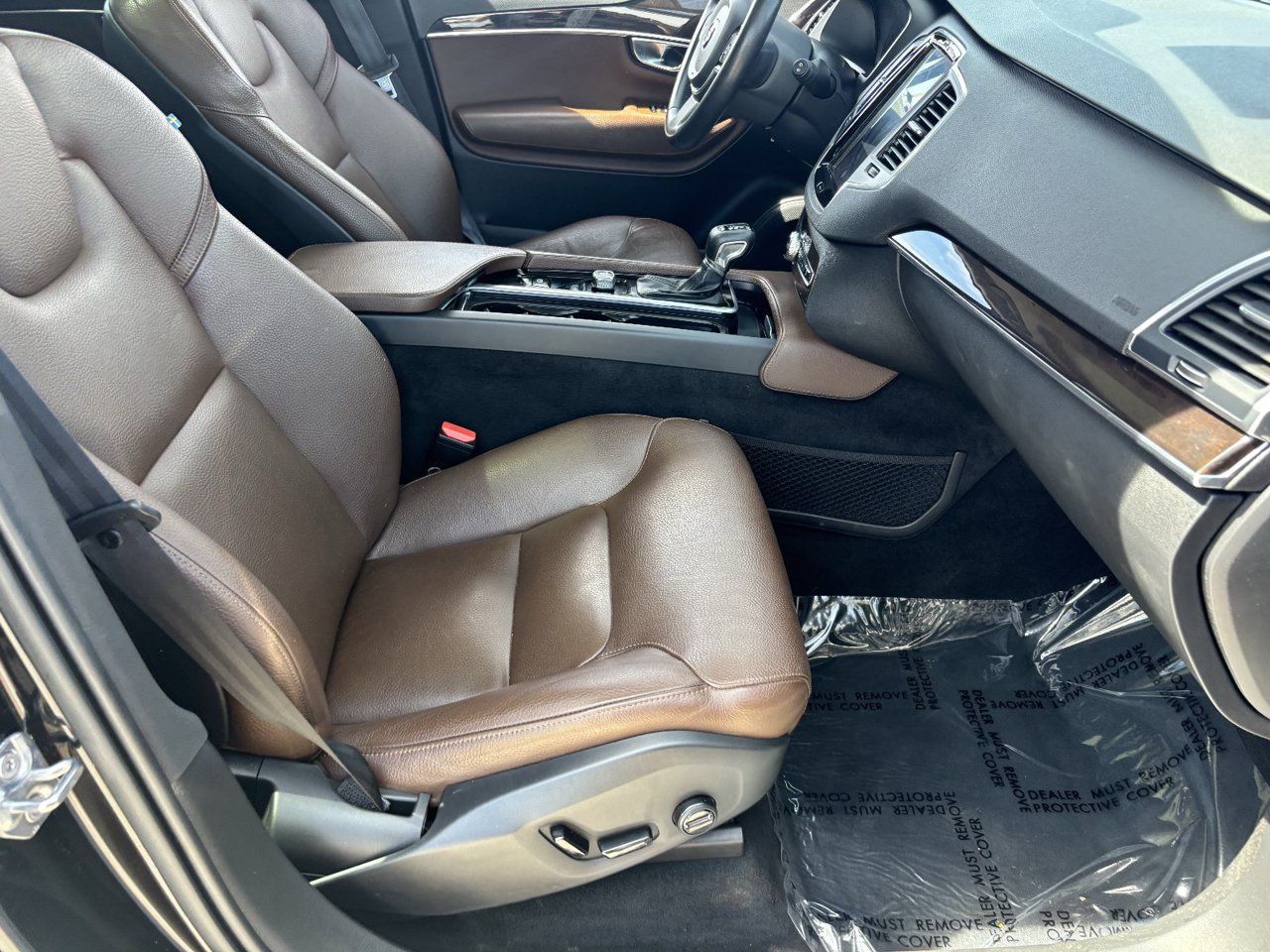 Used 2019 Volvo XC90 T6 Momentum w/ Advanced Package AWD/4WD image 9