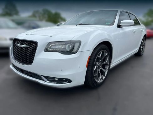Used 2018 Chrysler 300 S w/ 300S Premium Group RWD image 1