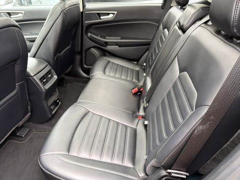 Used 2022 Ford Edge SEL w/ Convenience Package image 26