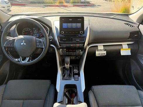 New 2026 Mitsubishi Eclipse Cross SE image 13
