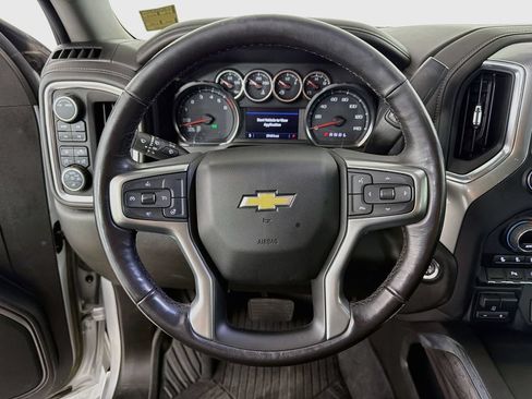 Used 2022 Chevrolet Silverado 1500 LTZ AWD/4WD image 13