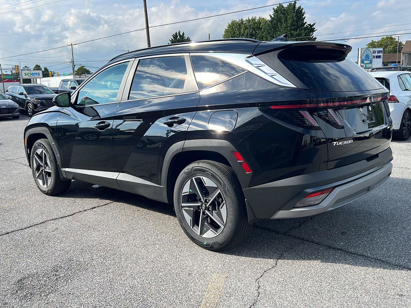 Certified 2025 Hyundai Tucson SEL AWD/4WD image 3