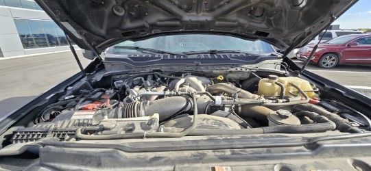 Used 2022 Ford F350 Lariat w/ Black Appearance Package AWD/4WD image 14