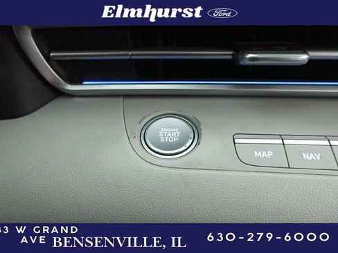 Used 2021 Hyundai Elantra Limited image 22