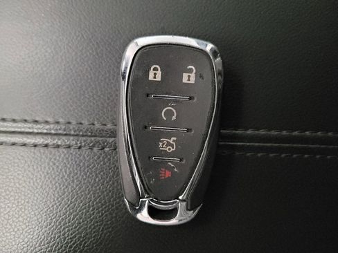 Used 2023 Chevrolet Malibu LT FWD image 32