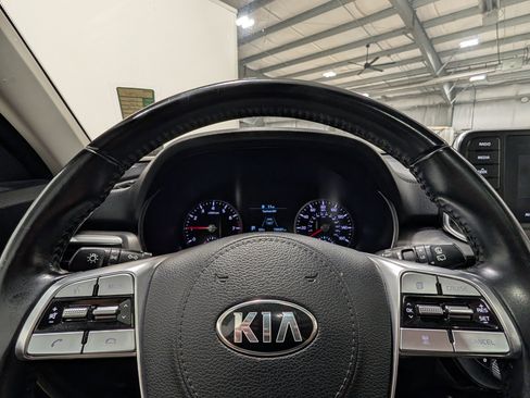 Used 2020 Kia Telluride S w/ S 8 Passenger Seating Package AWD/4WD image 30