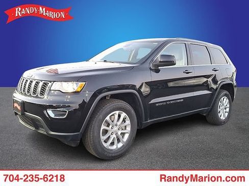Used 2022 Jeep Grand Cherokee Laredo E w/ Security & Convenience Group AWD/4WD image 1
