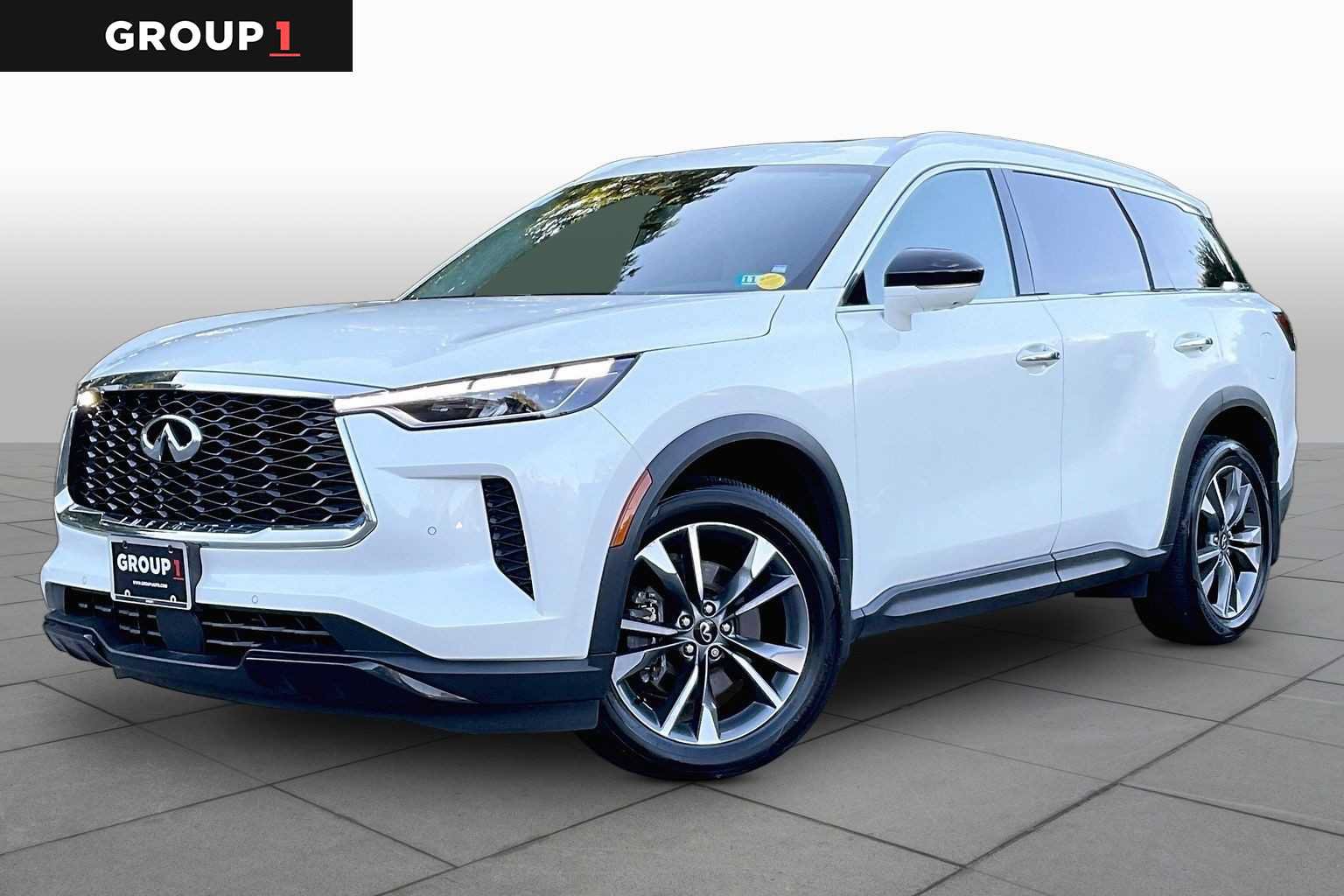 Used 2024 INFINITI QX60 Luxe AWD/4WD image 1