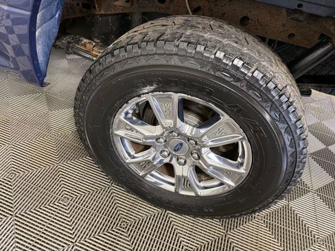 Used 2017 Ford F150 XLT w/ Equipment Group 302A Luxury AWD/4WD image 14