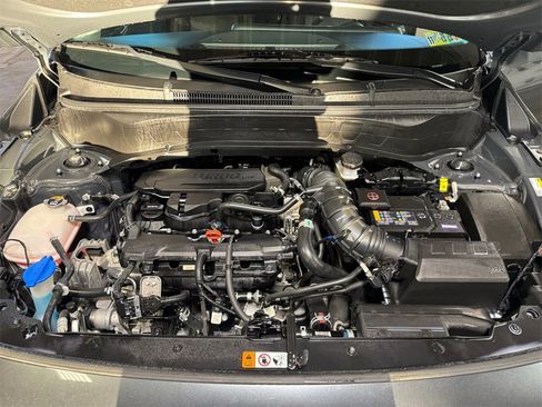 Certified 2024 Kia Seltos SX w/ SX Sunroof Package image 27