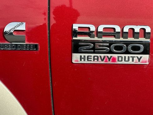 Used 2011 RAM 2500 Laramie w/ Protection Group image 32