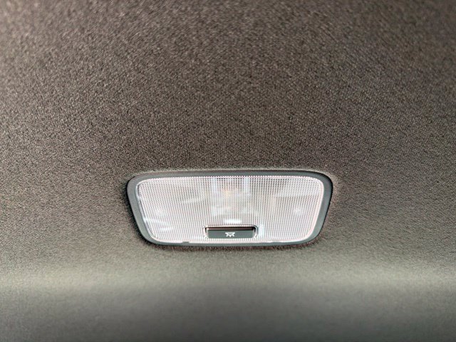 New 2025 Hyundai Elantra SEL FWD image 30