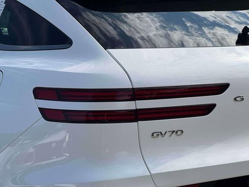 New 2026 Genesis GV70 3.5T Sport Prestige AWD/4WD image 8