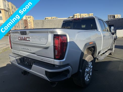 Used 2020 GMC Sierra 3500 Denali w/ Denali Ultimate Package image 8