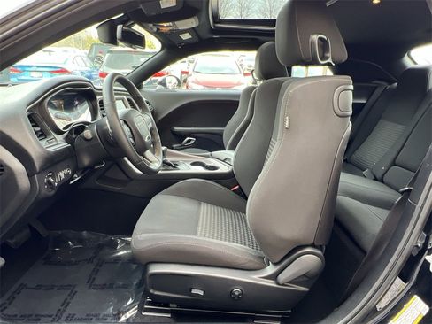 Used 2019 Dodge Challenger GT w/ Blacktop Package image 13