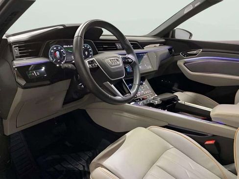 Used 2024 Audi Q8 e-tron Prestige w/ Prestige Package image 64