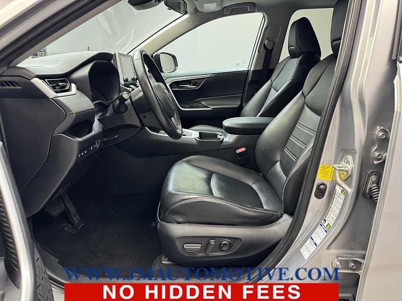 Used 2021 Toyota RAV4 XLE Premium AWD/4WD image 13