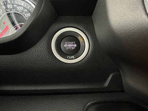 Used 2022 RAM 1500 Big Horn AWD/4WD image 22