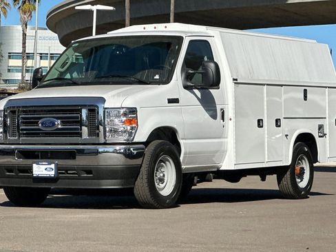 New 2025 Ford E-350 and Econoline 350 Super Duty w/ Power Equipment Group image 7