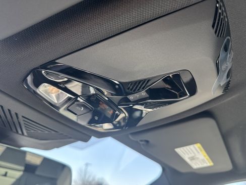 New 2026 BMW X1 xDrive28i w/ Technology Package image 23