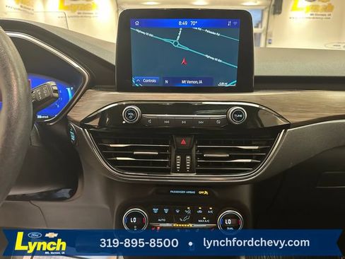 Used 2020 Ford Escape Titanium w/ Titanium Premium Package 2.0 AWD/4WD image 13