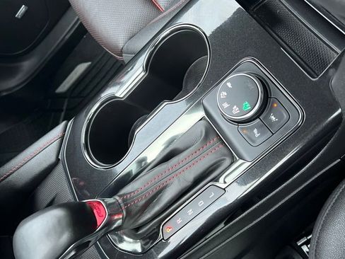 Used 2023 Chevrolet Blazer RS w/ Enhanced Convenience Package image 50