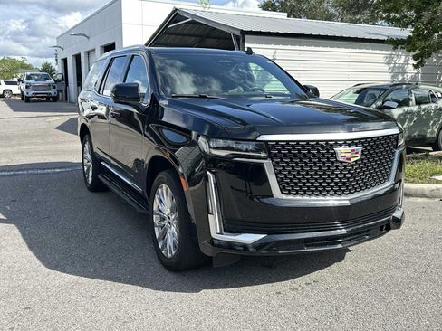 Certified 2023 Cadillac Escalade Premium Luxury RWD image 8