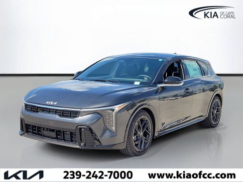 New 2026 Kia K4 GT-Line Turbo FWD image 3