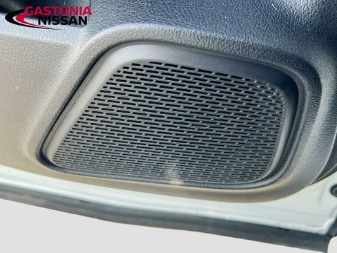 Used 2023 Mercedes-Benz GLA 250 w/ Premium Package image 34