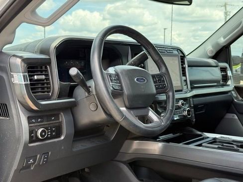 Used 2024 Ford F350 Lariat w/ Lariat Ultimate Package AWD/4WD image 15